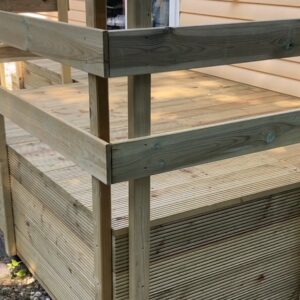Veranda / terras van 5m2 max. 60cm hoog inclusief opstap